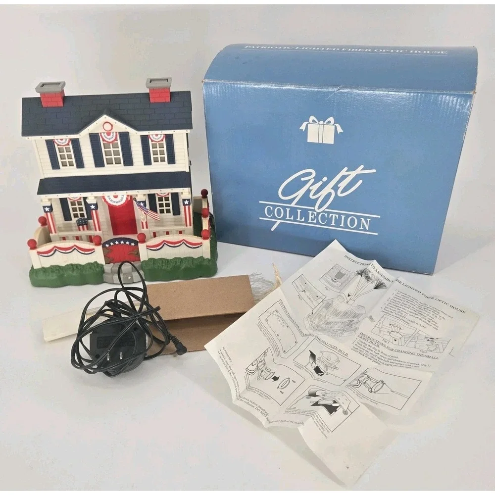 Avon 4th of July Patriotic Lighted Fiber Optic American House Complete
